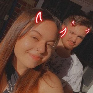 Meet your Posher, Nezira